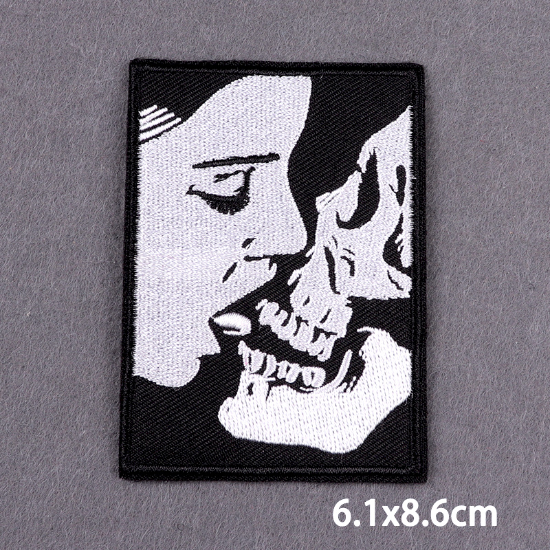 The Death Embroidery Iron On P - Streetwear Brand Stickers 评论和价格