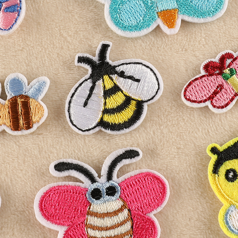 17pcs Lot Bee Iron On Patches  - Streetwear Brand Stickers 评论和价格