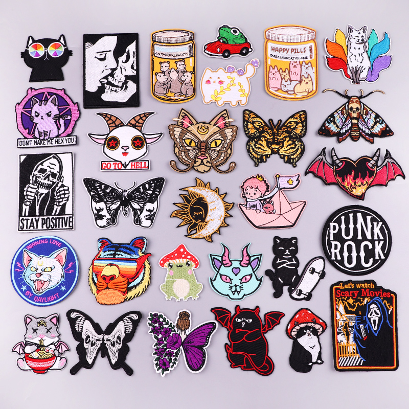 Punk Patch Tiger/Butterfly Emb - Streetwear Brand Stickers 评论和价格