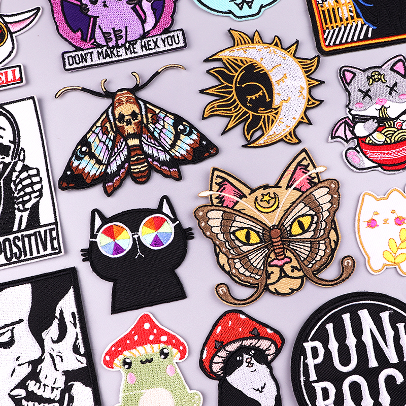 Punk Patch Tiger/Butterfly Emb - Streetwear Brand Stickers 评论和价格