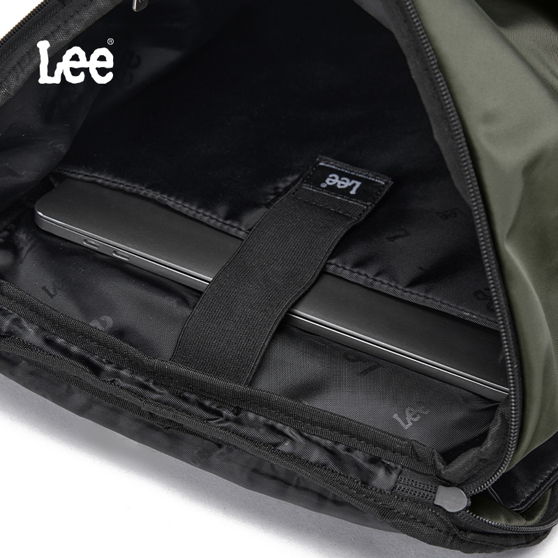 Lee Brand Large Capacity Flip  - Streetwear Brand Backpack 评论和价格