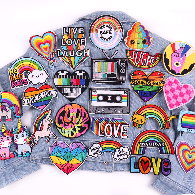Cartoon TV Patch Rainbow Lette - Streetwear Brand Stickers 评论和价格