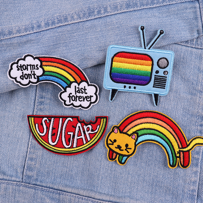 Cartoon TV Patch Rainbow Lette - Streetwear Brand Stickers 评论和价格
